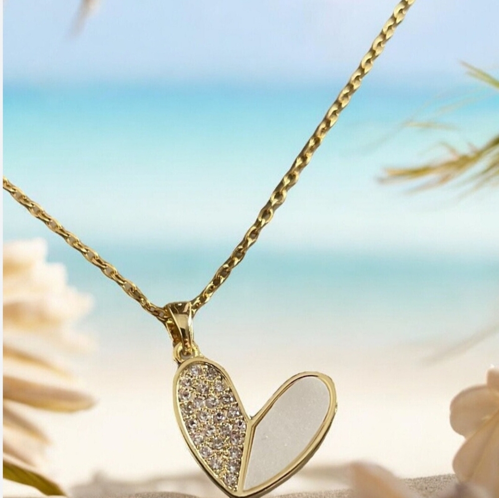 Heart Shell Neckless